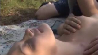 Video yandex viral — fakta di baliknya mengejutkan! kreator jerman parodi iklan jadul yang kocak — mantap! jadi sorotan warganet! | barat trending - video viral Jepang - GindirViral